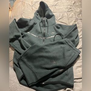 Nike Tech sweatsuit